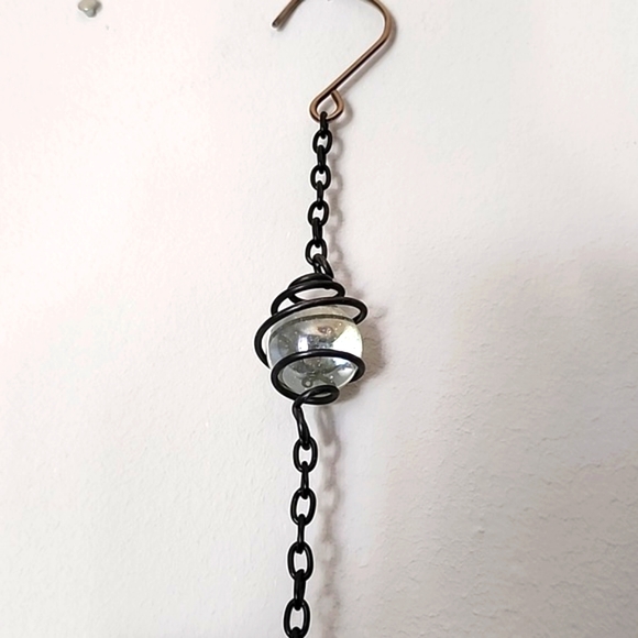 Metal Snowman. 22 inches long and 11 inches wide. - Picture 5 of 6